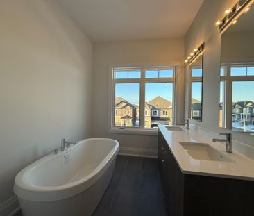 For Lease - 183 Seguin Street, Richmond Hill, Ontario - Photo 4