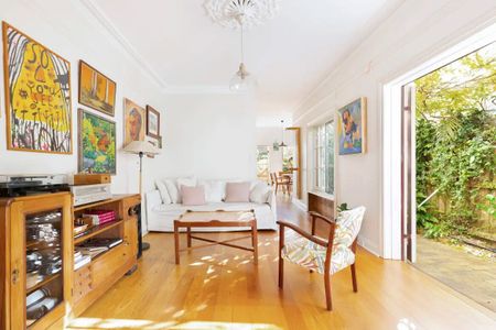 Bondi Junction - Photo 4