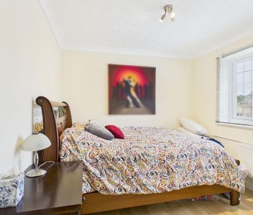 5 bedroom detached house to rent - Photo 1