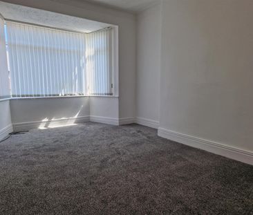 3 bed flat to rent in Danby Gardens, Heaton, NE6 - Photo 1