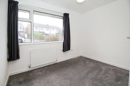 3 bedroom bungalow to rent - Photo 2