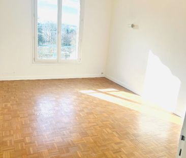 Location Appartement 4 pièces 81m² - Photo 4