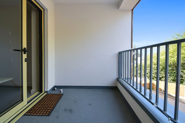 Ballards Rise, South Croydon, CR2 - Photo 1