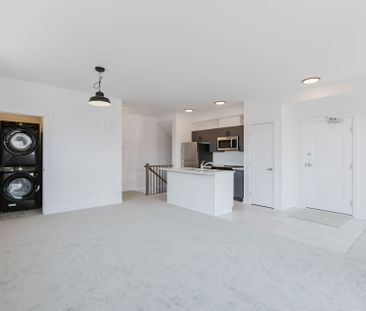 For Lease - 230 Pingwi Place Unit# E, Blossom Park - Airport and Ar... - Photo 6