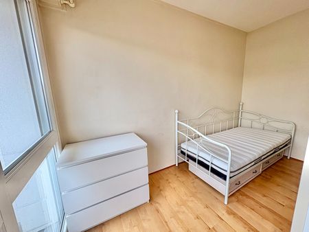 A LOUER - NANTES PETIT PORT/FACULTES - Appartement de Type 1 MEUBLE de 34.06 m² - Photo 4