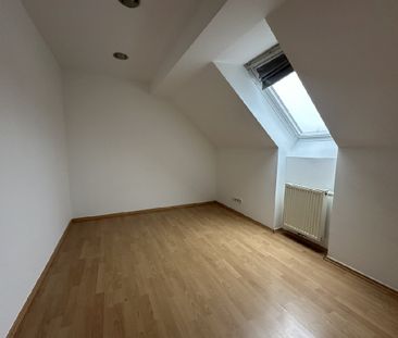 Schöne 4-Zimmer-Wohnung zentral in Fürstenfeld …! - Foto 3