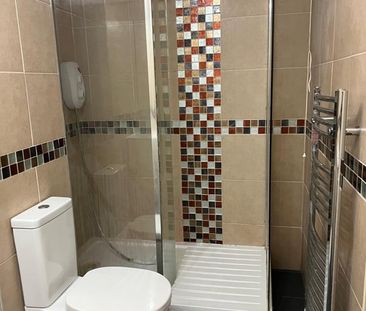 2 Bed Maisonette, Wyndham Court, SO15 - Photo 6