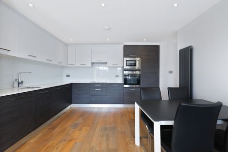 2 Bed Flat, Queens Row, SE17 - Photo 4