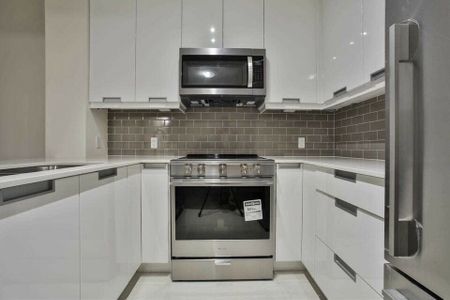For Lease - 65 Watergarden Drive Unit# 1004, Mississauga, Ontario - Photo 5
