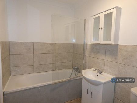 2 bedroom bungalow to rent - Photo 2