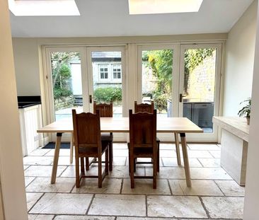 24 Heytesbury Lane, Ballsbridge, Dublin 4 - Photo 4