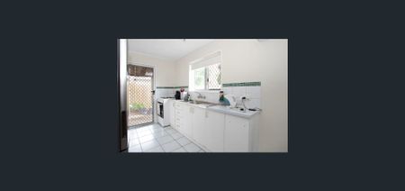 Spacious 2-Bedroom Unit in Slade Point - Photo 4