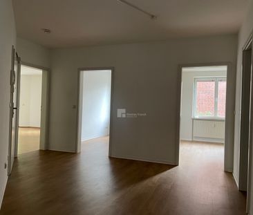 Neue Küche Neuer Fußboden 3 Zimmer 1.Obergeschoss Balkon Mühlentwiete - Photo 5