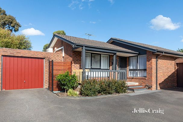 4/2 Airlie Road, Montmorency - Photo 1