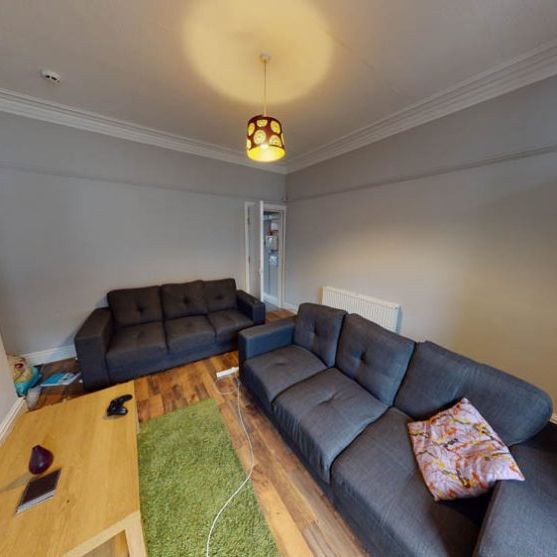 15 Grimthorpe Street, Leeds, LS6 3JU - Photo 1