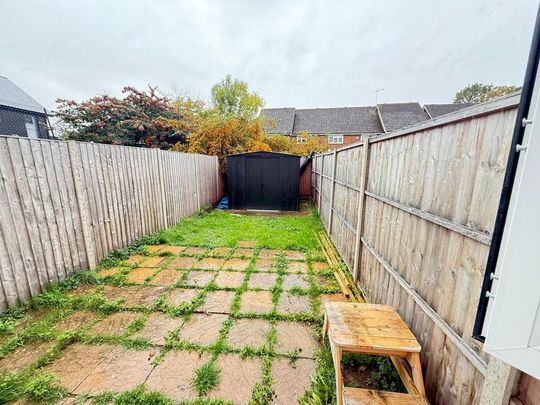 2 bedroom terraced house to rent - Photo 1