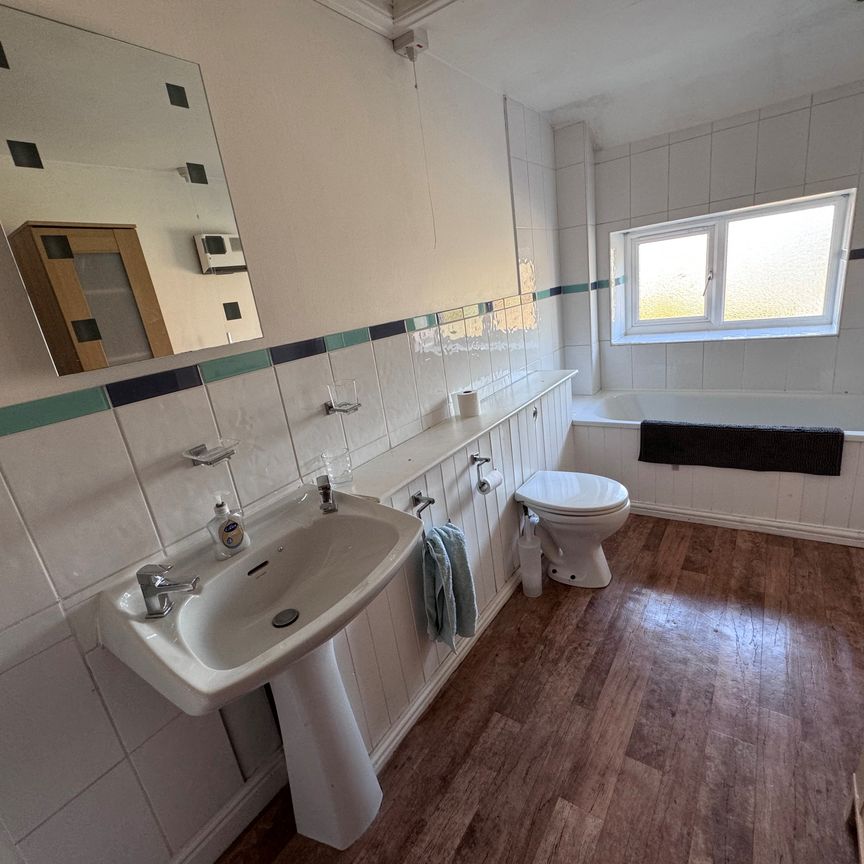 2 bedroom cottage to rent High Street, Waltham On The Wolds, Melton Mowbray, LE14 - Photo 1