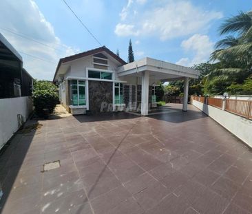 Bungalow For Rent at Kulim Square - Photo 4