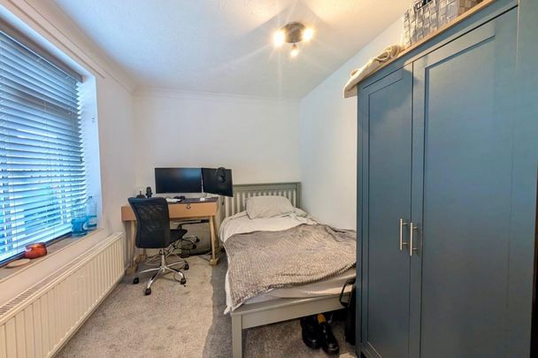 The Avenues - Photo 1