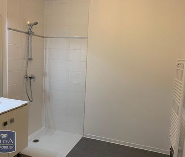Location Appartement 2 pièces 43m² LILLE 59000 - Photo 3