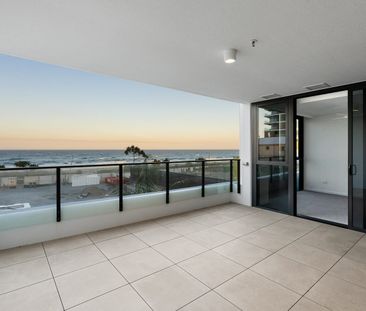 Brand-New 2 Bed Apartment in Elevaire, Palm Beach - Photo 3