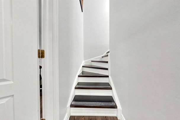 For Lease - 2774 Quill Crescent Unit# Upper, Mississauga, Ontario - Photo 1