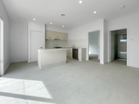 Modern 3 bedroom Unit- Right in the heart of Gisborne! - Photo 2