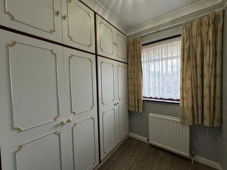 Howberry Close, Edgware, HA8 - Photo 3