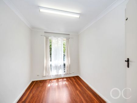 Open the Door to Comfortable Family Living in Happy Valley - Photo 2