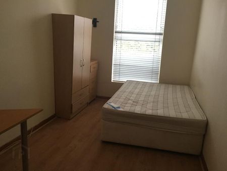 2, 155 University Street, Belfast, BT7 1HR - Photo 3