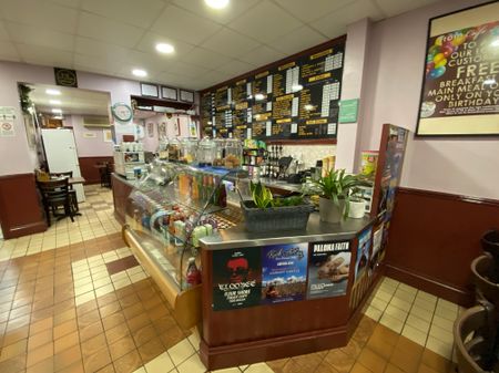 £1,200 PCM, Large Fully Fitted and Equipped A3 Licensed Café/Restaurant and Takeaway with Garden in Crwys Road, Cathays, Cardiff, CF24 4NR - Photo 5