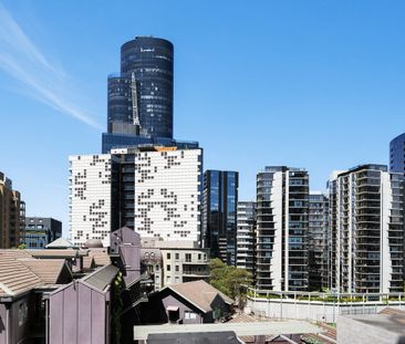 Beautifully Designed Unit, Great Location! - Photo 5