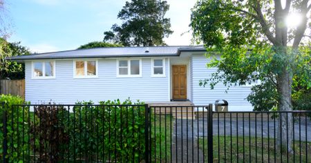 Family home in Glen Innes - Photo 5