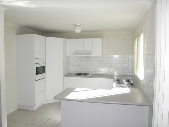 10 Lyell Walk, FOREST HILL - Photo 1