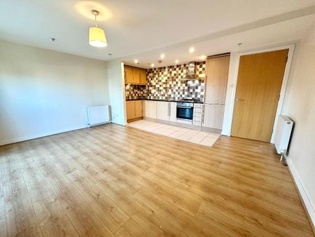 1 bedroom flat to rent - Photo 2