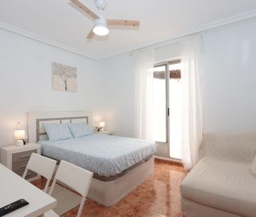 Room - Cartagena (Urbanizacio Mediterraneo) - Photo 1