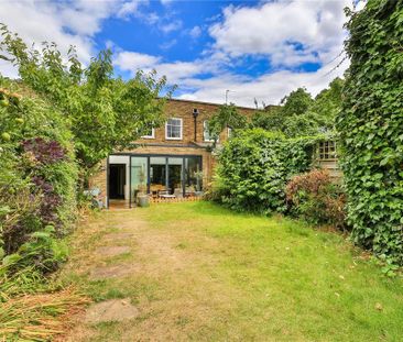 3 bedroom terraced house to rent - Photo 6