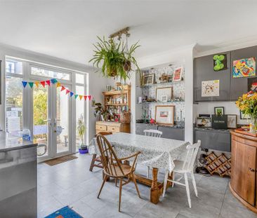 4 bedroom house to rent - Photo 2