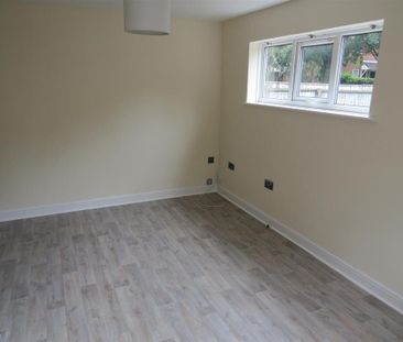 1 bedroom terraced house to rent - Photo 4