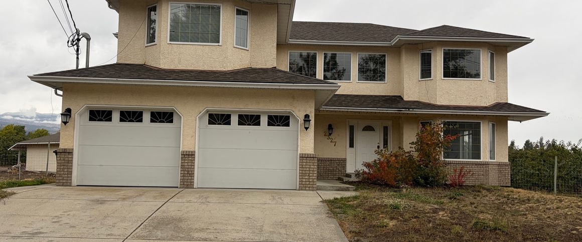 Spacious, single family, 6 Bed house for rent in Black Mountain - Photo 1