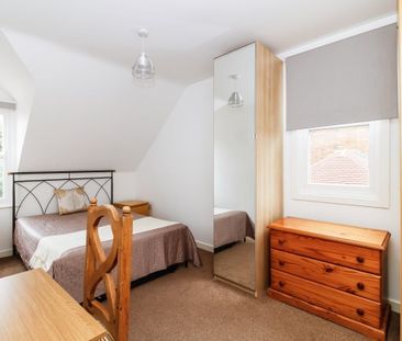 Iffley Road, East Oxford - Photo 2