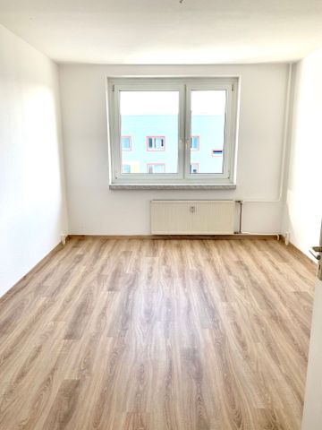 Schicke 3-Raum-Wohnung im Grünen sucht eine Familie! - Photo 4