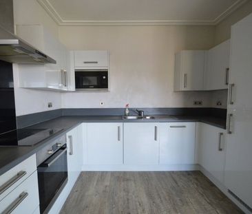Farnham Road, Slough, Berkshire,SL1 - Photo 6