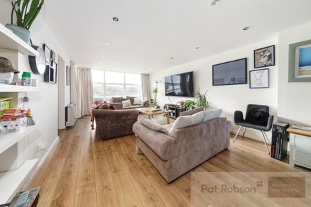 Mariners Wharf, Newcastle upon Tyne - Photo 2