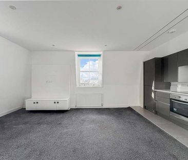 Warrior Square, St. Leonards, TN37 - Photo 3