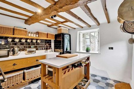 Donnington House, The Hill, Burford, OX18 - Photo 4