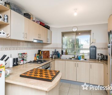Modern Comfort & Convenience - 3-Bedroom Villa in Prime Location - Photo 6
