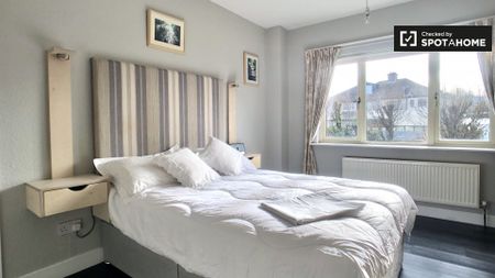Room in a shared 5-bedroom flat for rent in Rathfarnham - Photo 5