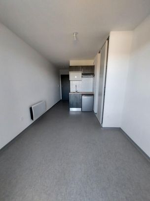 Location Appartement 1 pièce 18m² NIMES 30000 - Photo 1