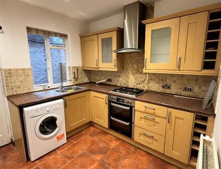 2 Bedroom Terraced To Let - Photo 5